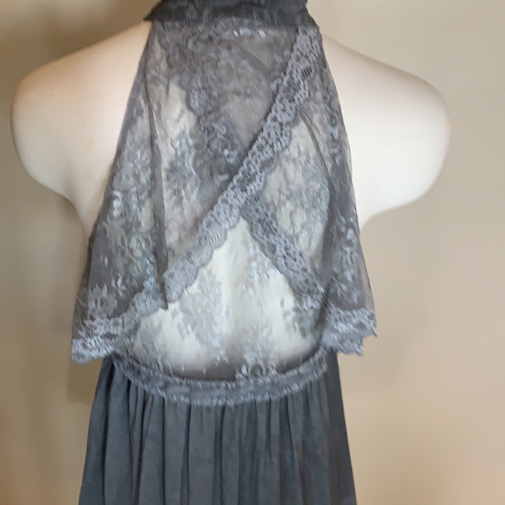 POL Front Button Closure Ruffle Detail Halter - Picture 11 of 12